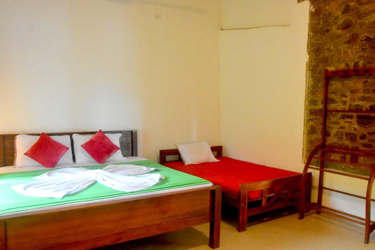 Hotel H2O Gampola Εξωτερικό φωτογραφία