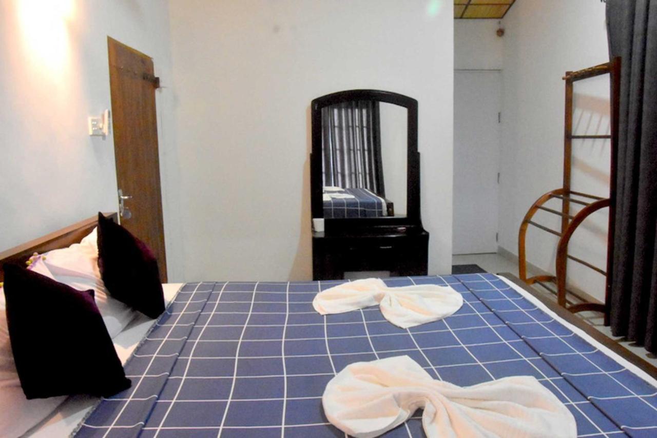 Hotel H2O Gampola Εξωτερικό φωτογραφία